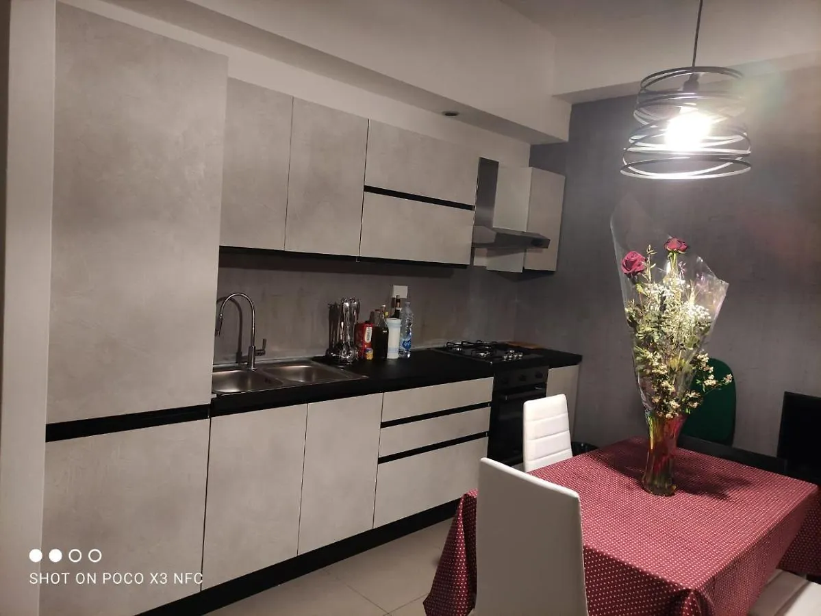 Ricky-Lerua Holiday Residence Florence Italy