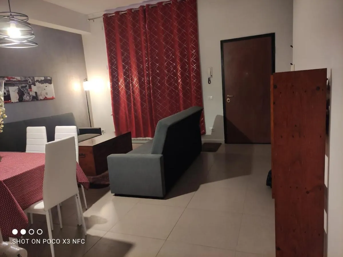 Ricky-Lerua Holiday Residence Florence 0*,