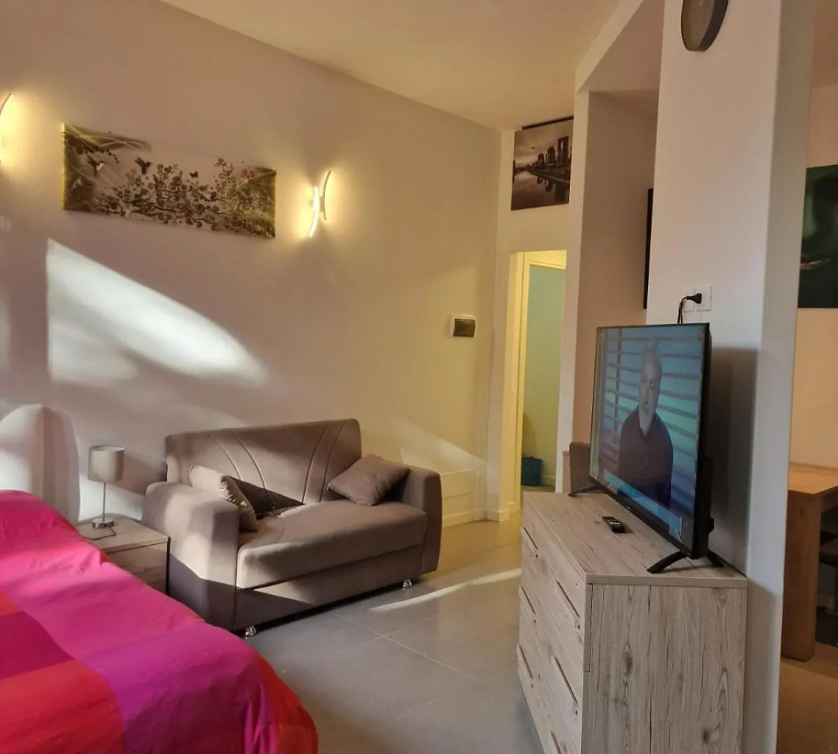 Ricky-Lerua Holiday Residence Florence Italy