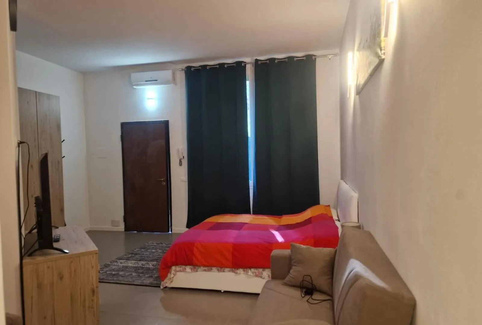 Ricky-Lerua Holiday Residence Florence 0*,